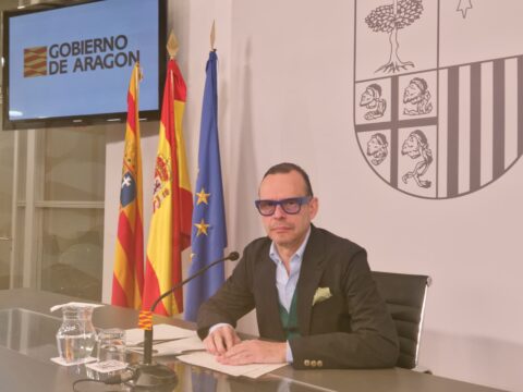El director general de Cultura, Pedro Olloqui, ha cargado hoy contra el independentismo catalán que quiere frenar la devolución de las pinturas murales de Sijena.